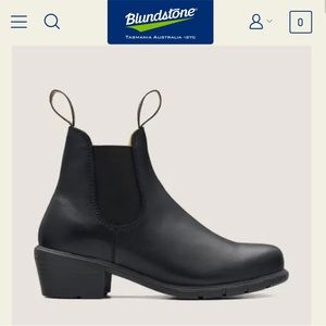 Blundstone #1671 Heeled Boots—Black